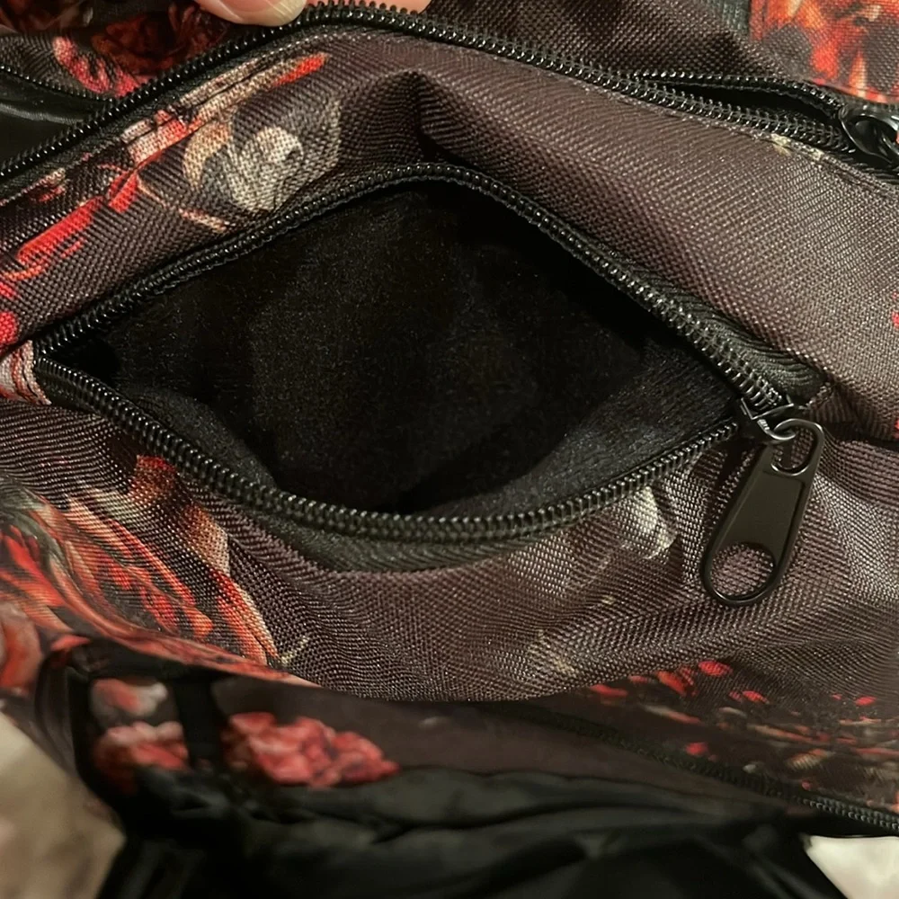 Backpack - Picture 7 of 10